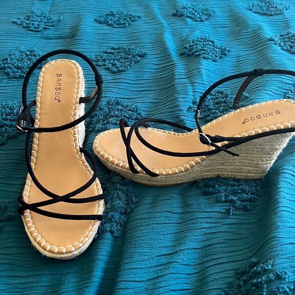 Bamboo black wedges